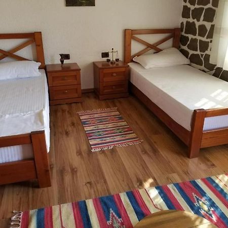 Bed & Breakfast Local Living Edi Berat Zewnętrze zdjęcie