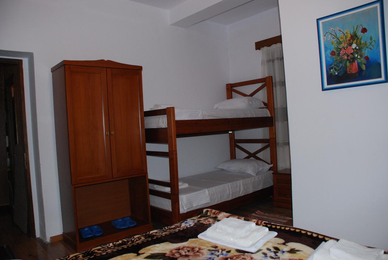 Bed & Breakfast Local Living Edi Berat Zewnętrze zdjęcie